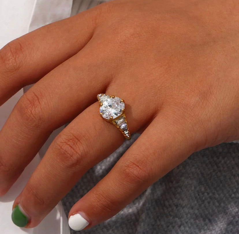 Eternal Radiance Ring